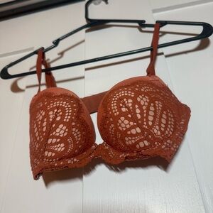 Victoria’s Secret Dream Angels Lace Bra 32C